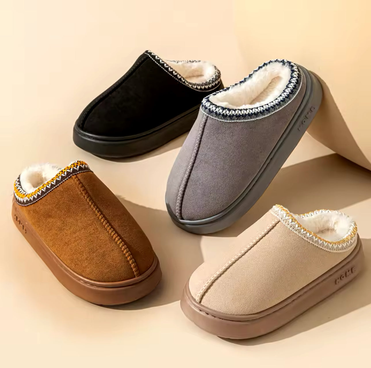 WARM GEFÜTTERTE HAUSSCHUHE